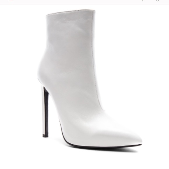 Tony Bianco Shoes - Tony Bianco Freddie White bootie